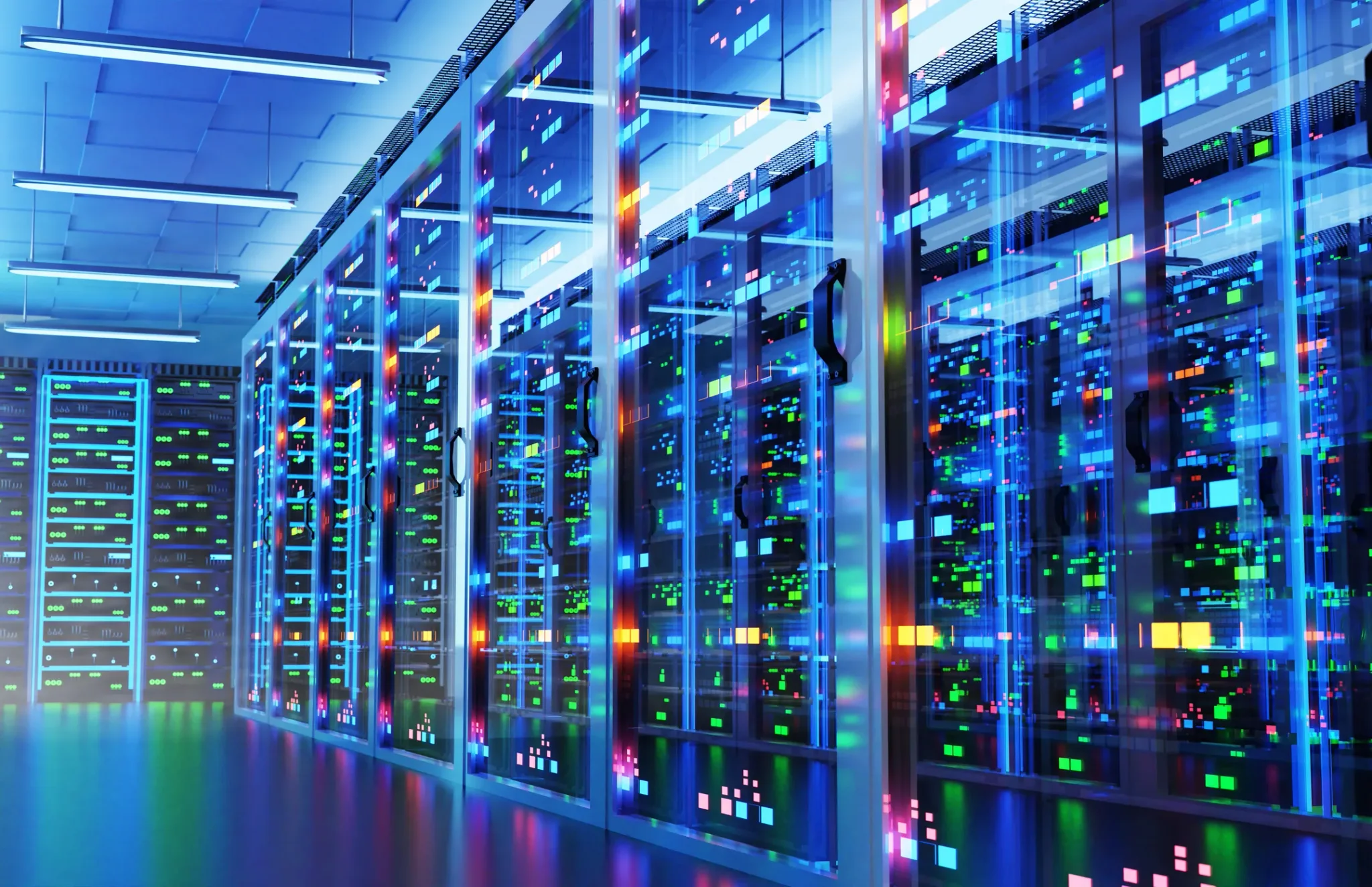 مركز بيانات حديث يحتوي على خوادم مضاءة بألوان زرقاء وبرتقالية يعكس بيئة تقنية متقدمة مرتبطة بأمن الذكاء الاصطناعي ومخاطر الوكلاء الهاربين.