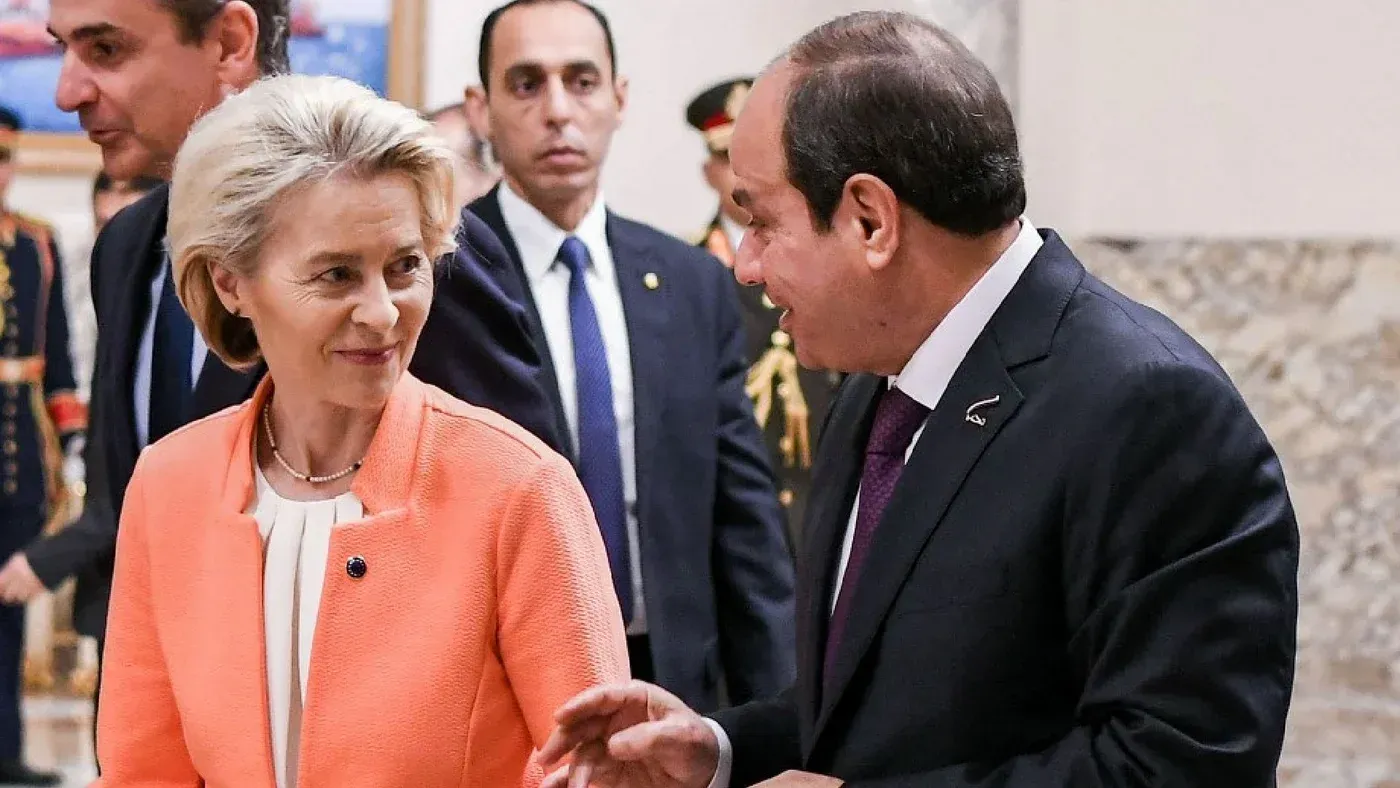 اجتماع بين رئيسة المفوضية الأوروبية أورسولا فون دير لاين والرئيس المصري عبد الفتاح السيسي، حيث يناقشان حزمة مساعدات بقيمة مليار يورو.