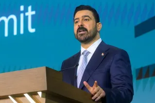 رئيس الوزراء العراقي علي الزيدي يتحدث خلال مؤتمر في أنقرة وسط مناقشات حول التعاون في الطاقة والأمن بين العراق وتركيا.
