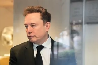 تحقيق رسمي في باريس ضد إيلون ماسك ومنصة X بشأن اتهامات تتعلق بالمواد الإباحية للأطفال واستخدام الذكاء الاصطناعي في نشر محتوى غير قانوني.