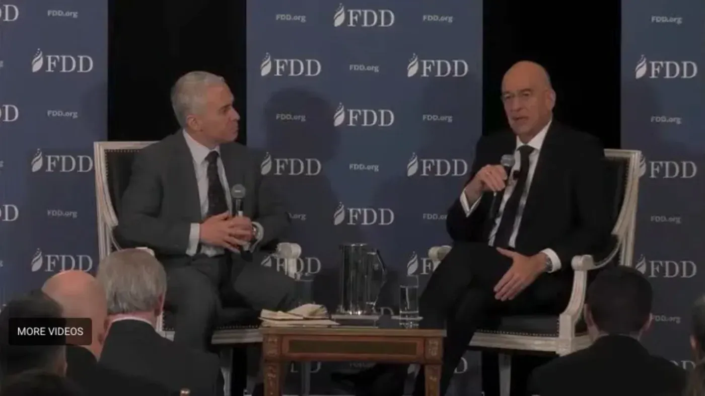 وزير الدفاع اليوناني نيكوس دندياس يتحدث خلال ندوة في واشنطن، مع التركيز على العلاقات التركية الإسرائيلية.