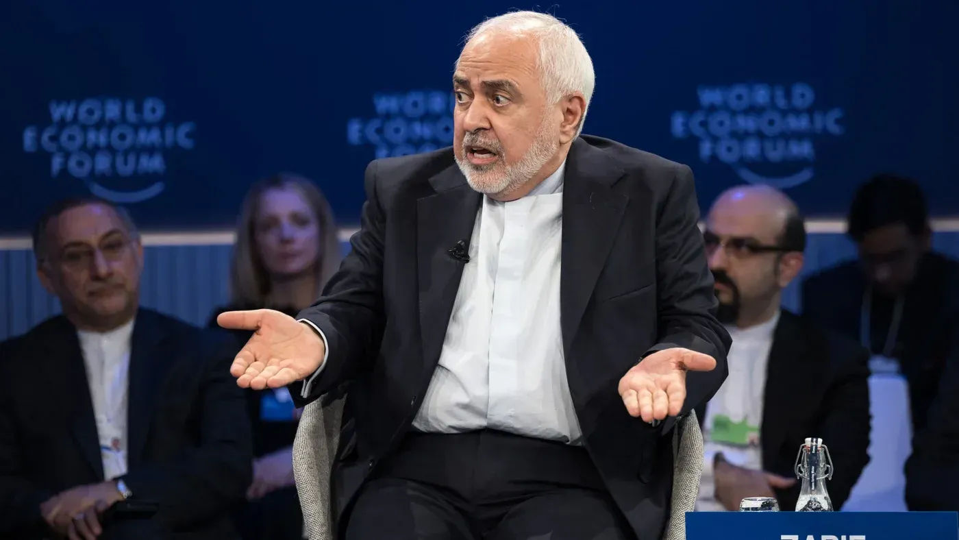 استقالة جواد ظريف، نائب الرئيس الإيراني، تثير التكهنات حول ضغوط سياسية في إدارة مسعود بيزشكيان، بعد إقالة وزير الاقتصاد.