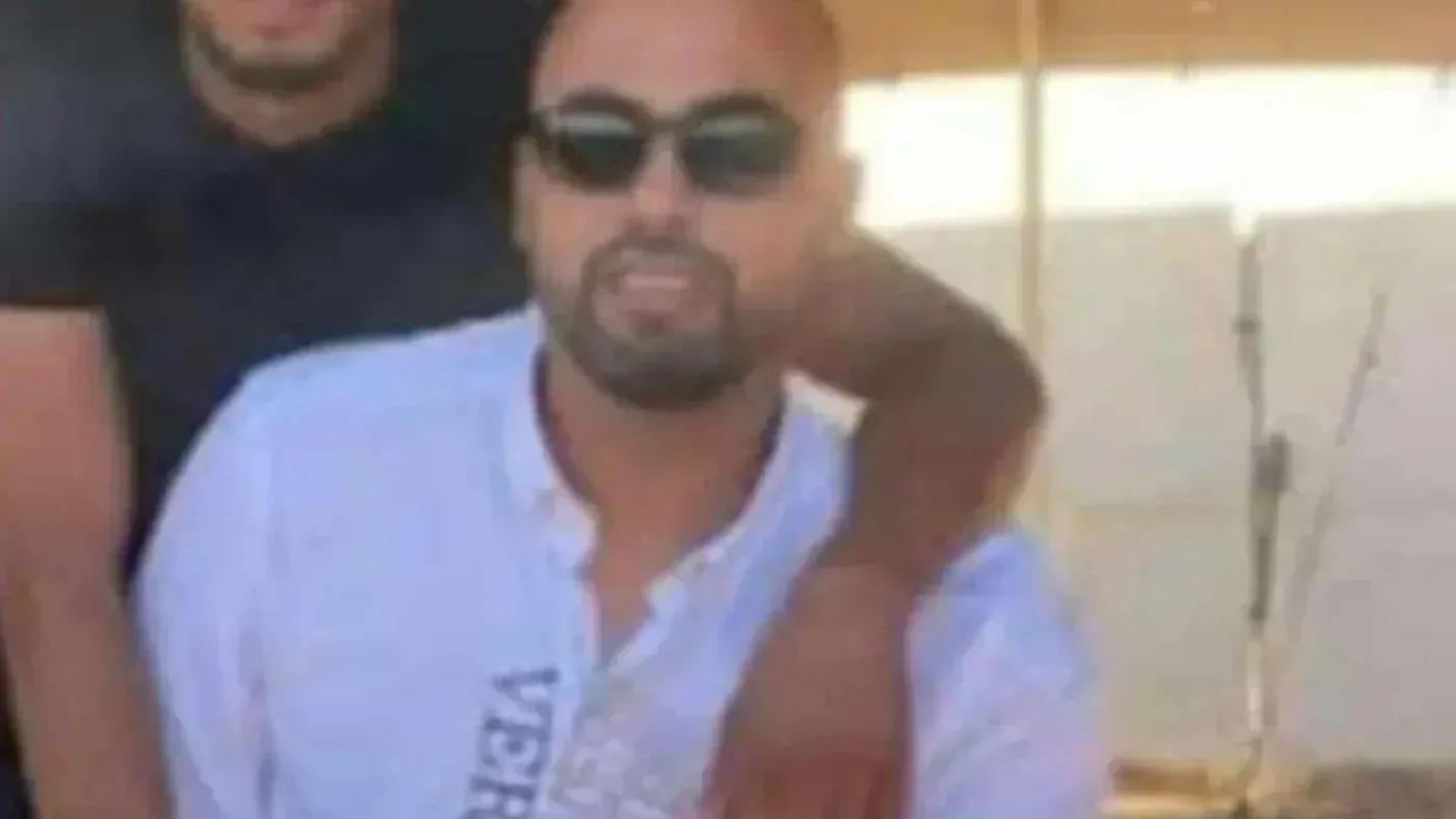 محمد حسين الترابين، فلسطيني قُتل برصاص الشرطة الإسرائيلية خلال مداهمة منزله في النقب، مما أثار ردود فعل قوية من عائلته والمجتمع.