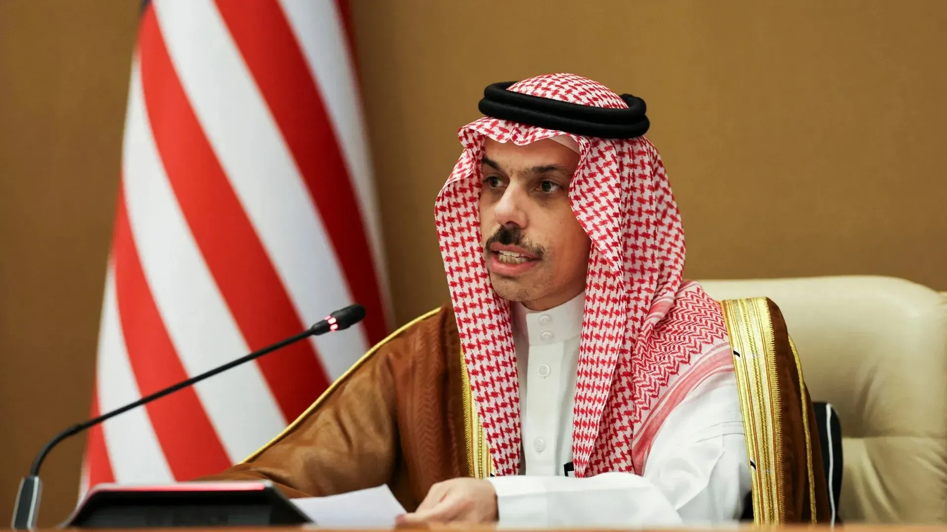 زيارة وزير الخارجية السعودي فيصل بن فرحان للضفة الغربية، وهي الأولى لمسؤول سعودي منذ 60 عامًا، تعكس جهود دعم القضية الفلسطينية.