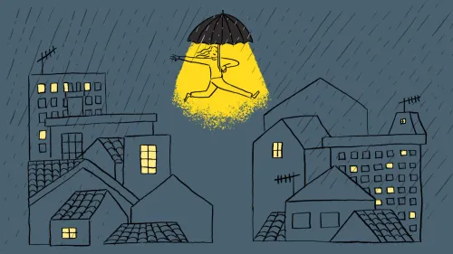 طفل يقفز وسط ظلام مدينة ممطرة مع تسليط ضوء أصفر عليه، يرمز إلى المهارات المتكيّفة التي يكتسبها الأطفال في بيئات الفقر والعنف.
