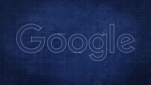 شعار Google على خلفية زرقاء مع تغييرات في نتائج البحث الأوروبية بسبب قانون الأسواق الرقمية وتأثيره على حجز السفر والفنادق.
