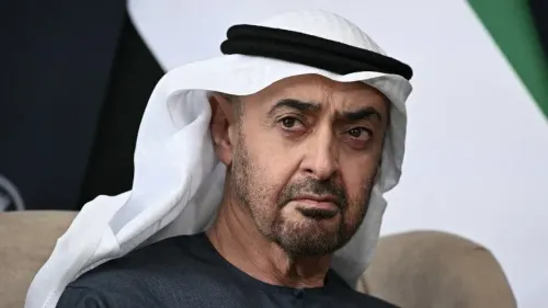 محمد بن زايد آل نهيان، قائد الإمارات، يعكس دوره المحوري في تعزيز القوة العسكرية والنفوذ الإقليمي للدولة.