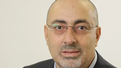 نائب رئيس الكنيست نيسيم فاتوري، عضو حزب الليكود، يدعم مئير كهانا ويشير إلى تأثير أفكاره على السياسة الإسرائيلية.