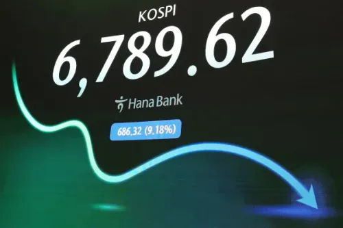 مؤشر KOSPI الكوري الجنوبي يظهر انخفاضاً بنسبة 9.18% مع سهم هبوطي، يعكس تقلبات الأسواق الآسيوية وسط توترات الشرق الأوسط.