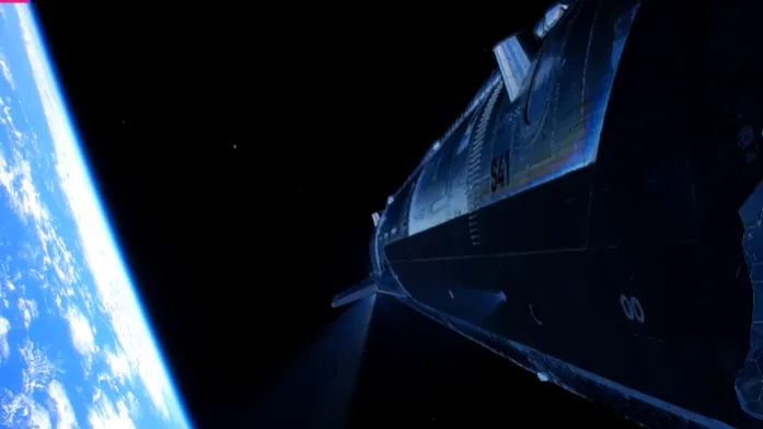 مركبة Starship التابعة لشركة SpaceX في المدار الأرضي المنخفض خلال رحلة Flight 14 التي أطلقت أقمار Starlink V3 لتطوير الإنترنت الفضائي.