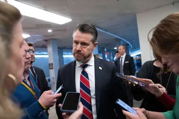 نقاش حاد في الكونغرس حول أسواق التوقعات، مع التركيز على قضايا النزاهة والمخاطر المرتبطة بالمراهنات.